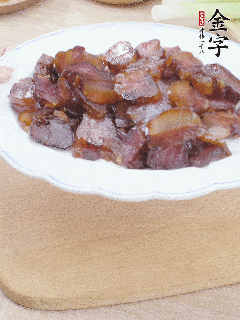 365英国上市
酱油肉水煮15分钟，切薄片。